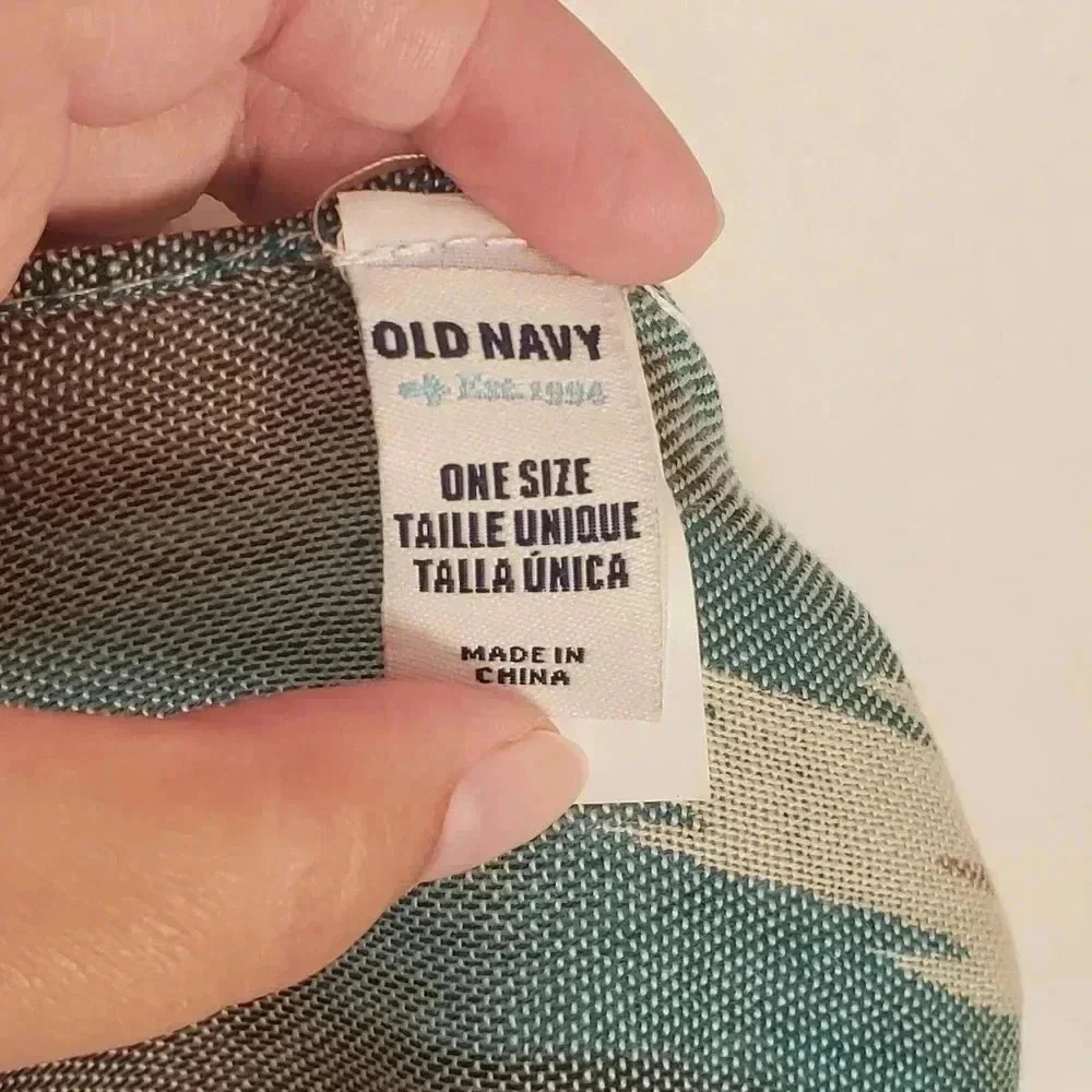 Old navy scarf​​